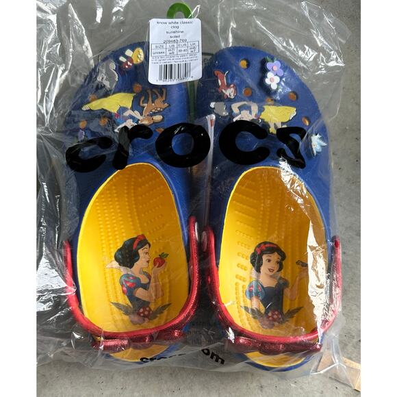 Crocs Snow White Classic Clogs Limited Edition Womens Size M7 W9 New - Picture 2 of 4